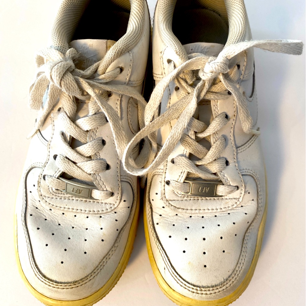 Nike Air Force 1 Low White Leather Sneakers AF1 Youth Sz 5